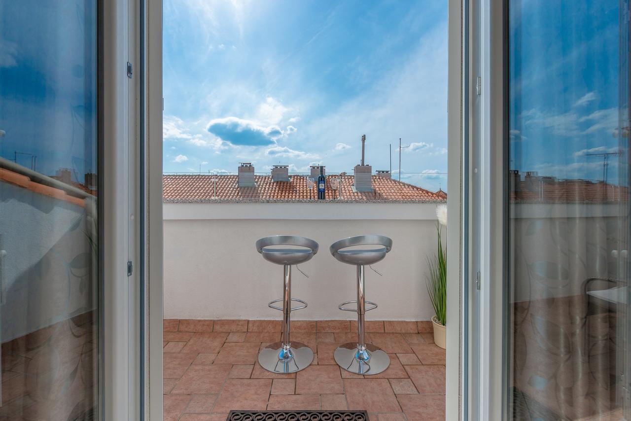 Retro Rooms Zadar Exterior photo