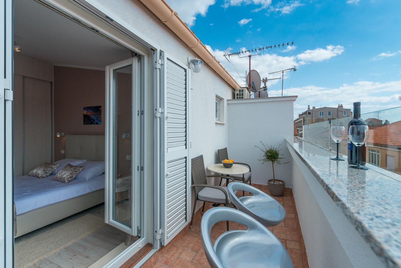 Retro Rooms Zadar Exterior photo